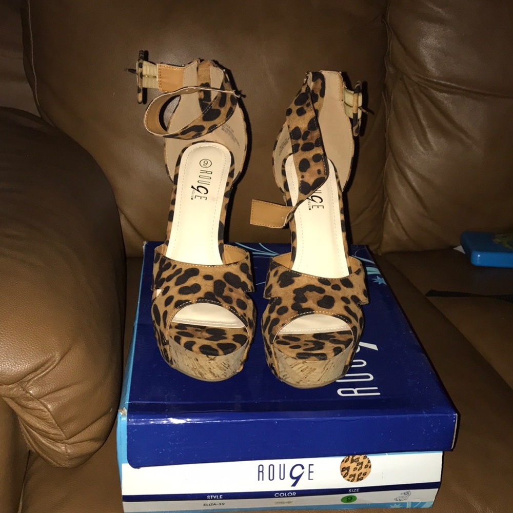 Leopard print platform sandals
